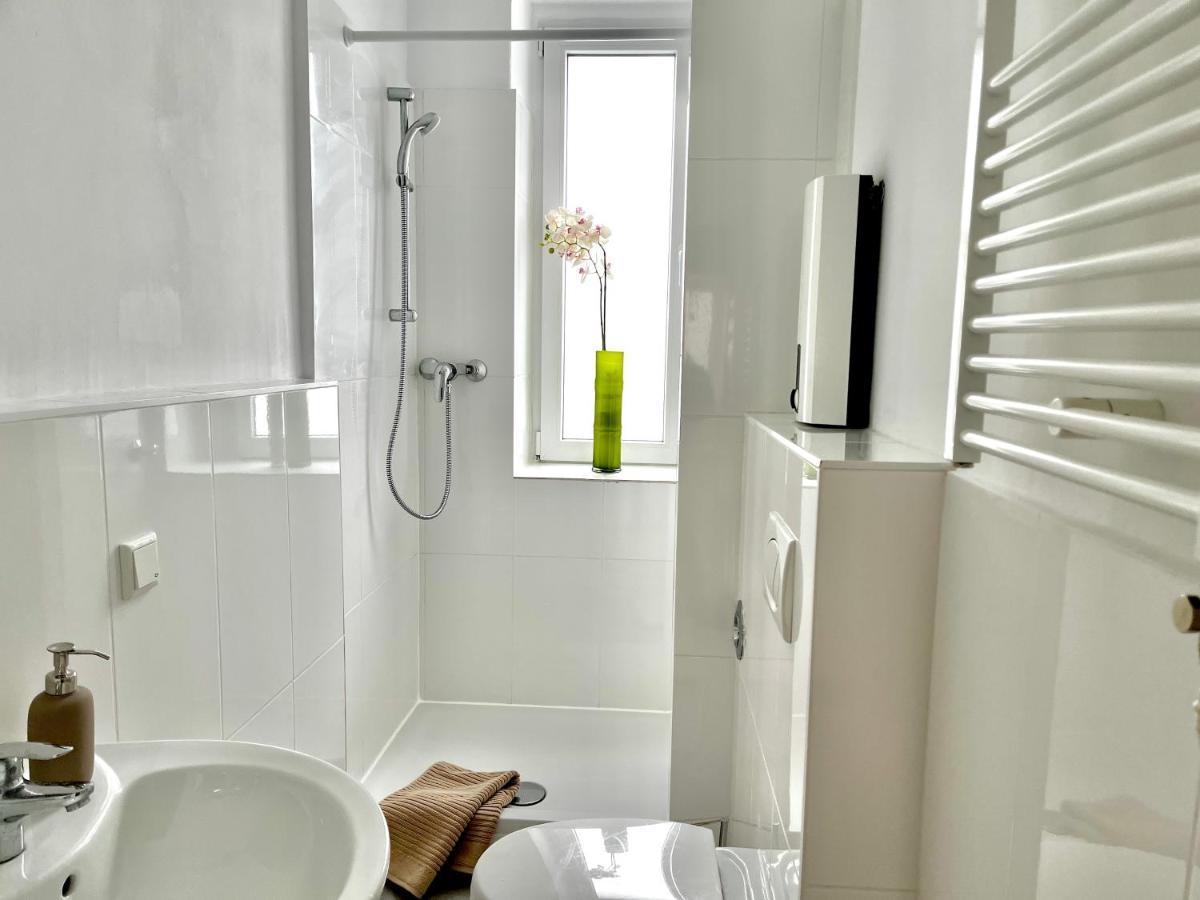 Design Apartment - Parking - Kingsize-Bett - 2X Bad - Zentrum Hanover Exterior photo